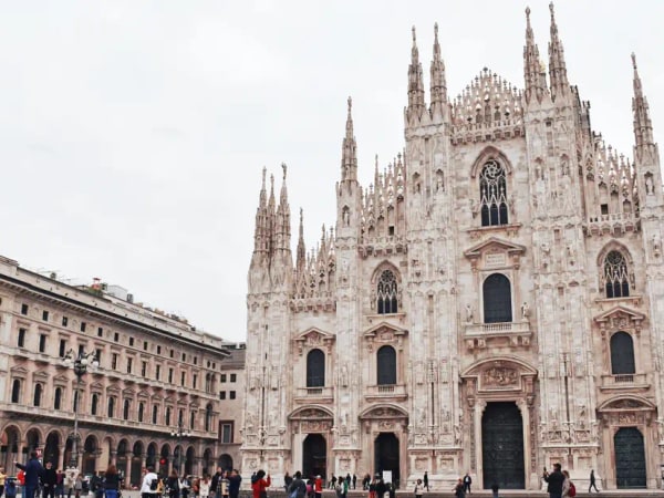 Milan Duomo, Archaeological Area & Rooftops Private Fast-Track Guided Tour